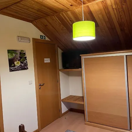 Casa Da Fonte Sagrada בית הארחה