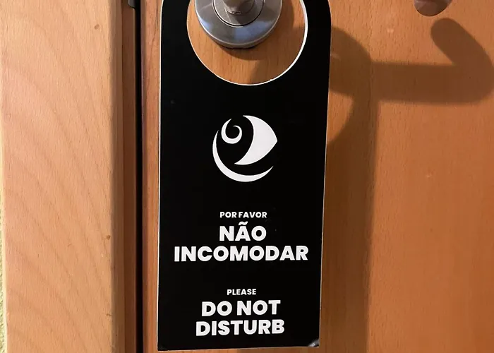 Casa Da Fonte Sagrada 3* لوريغا