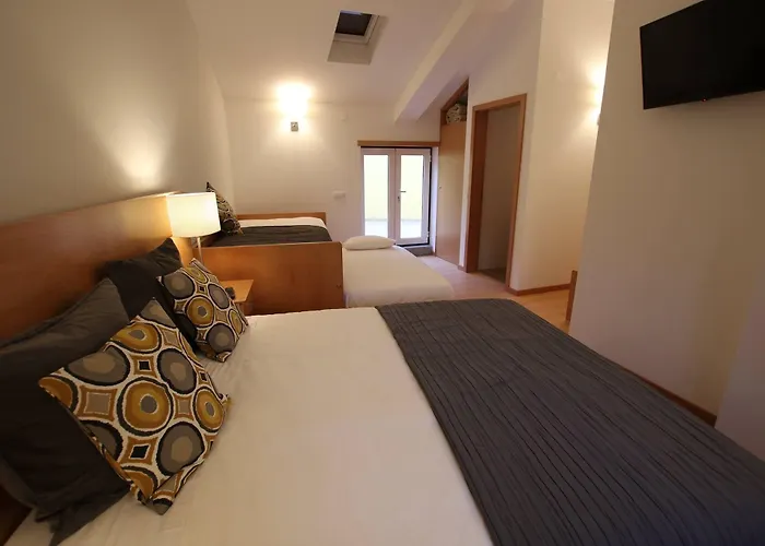 Casa Da Fonte Sagrada بيت ضيافة لوريغا